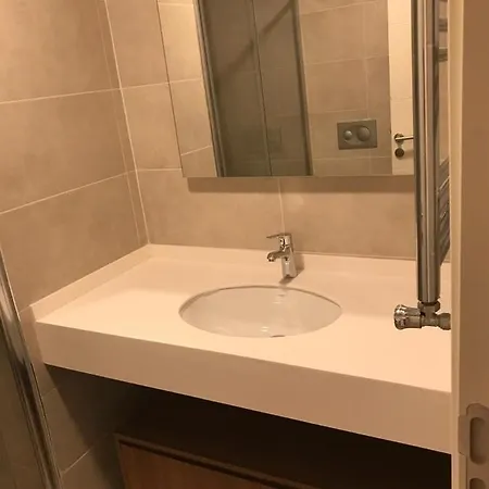 Lens Living Center Κωνσταντινούπολη